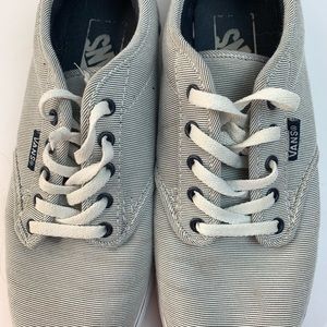 Women’s pin striped vans US size 5.5